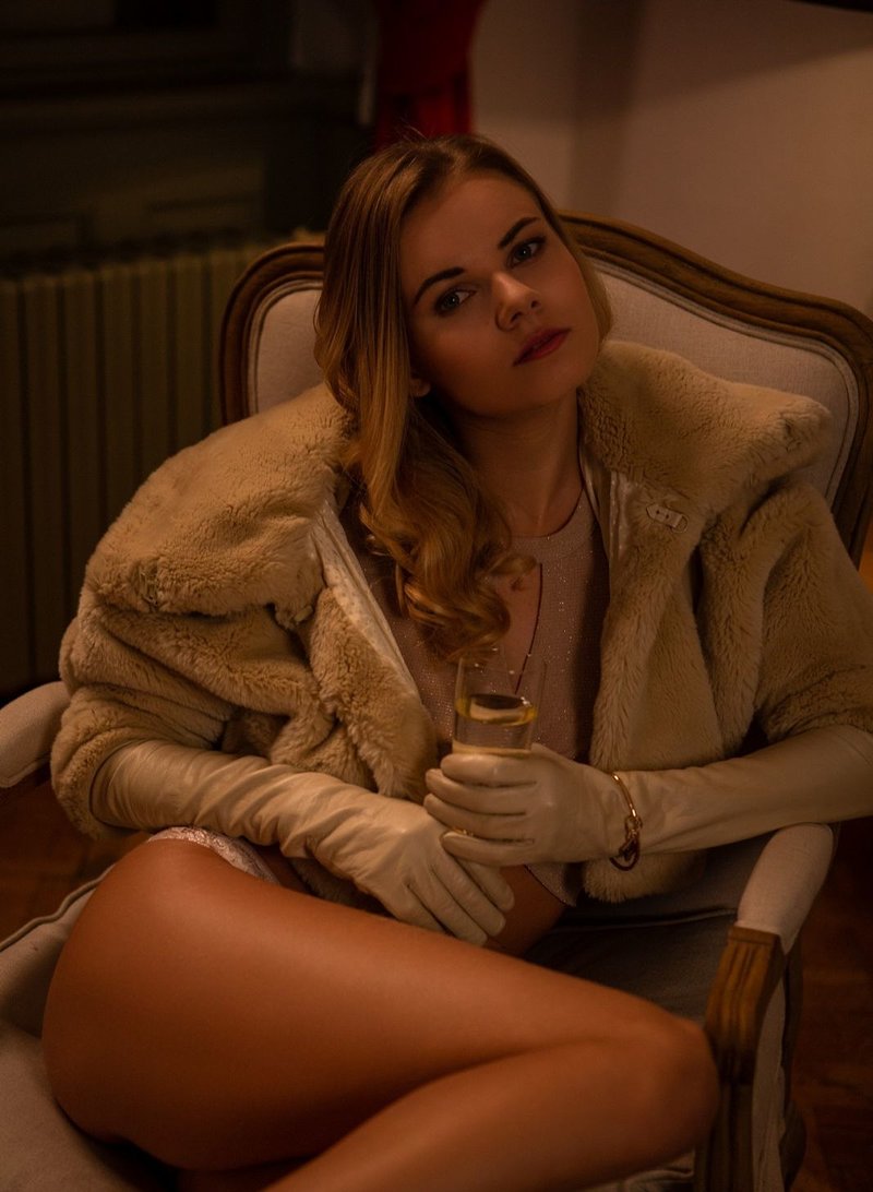 Зина, 32 года, 1 размер груди